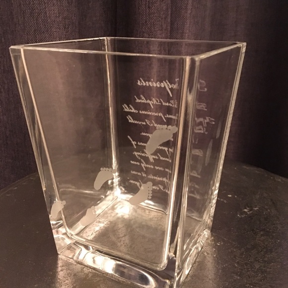 Beautiful Foot Prints Prayer Etched Glass Vase - Picture 3 of 8